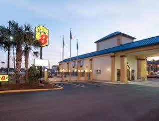 Super 8 By Wyndham Hammond Hotel Exterior photo